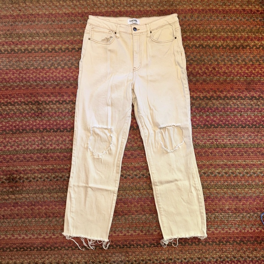 RSQ CREAM HIGH RISE RIPPED KNEE STRAIGHT STRETCH JEANS